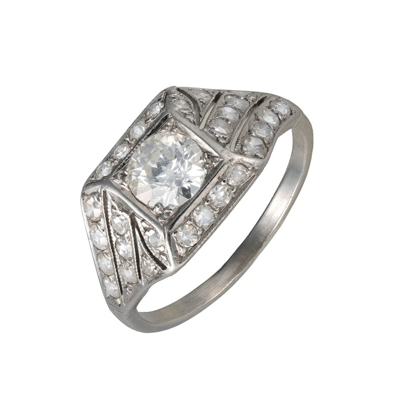 Zlatý prsten s diamanty