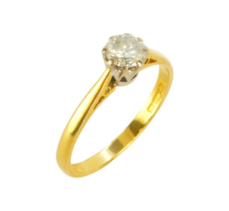 Zlatý prsten s diamantem