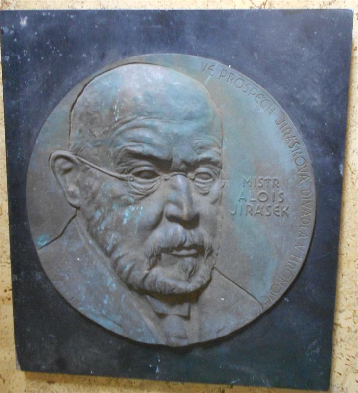 FOIT - velký portrét - JIRÁSEK - BRONZ, RELIÉF