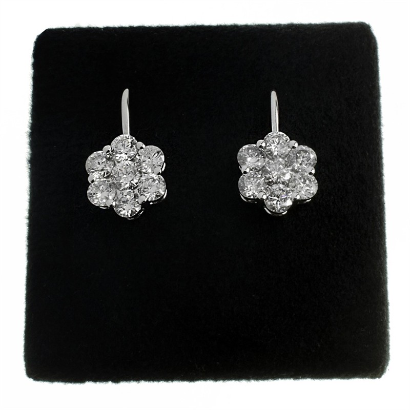 Zlaté náušnice s brilianty