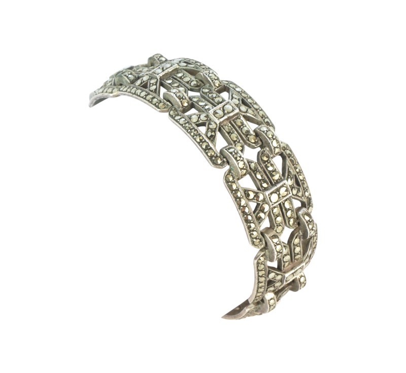 Stříbrný článkový náramek s markazity