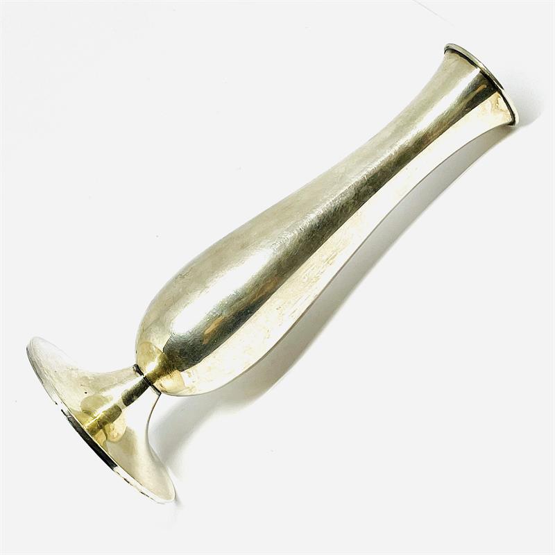 Stříbrná váza Jezler