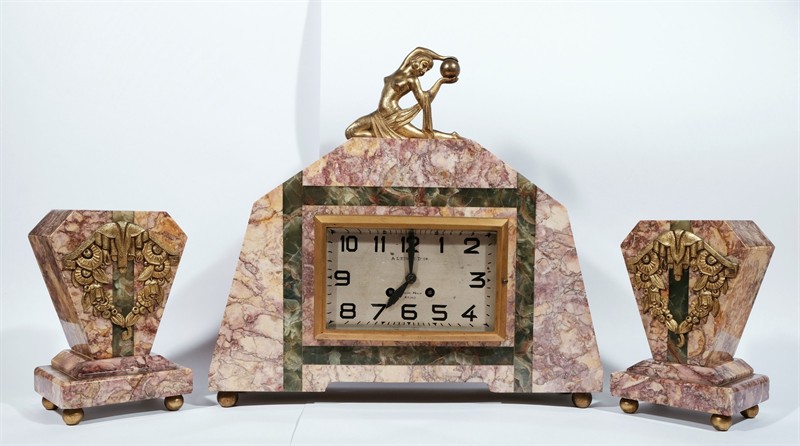 Art deco bicí hodiny a 2 apliky, Francie