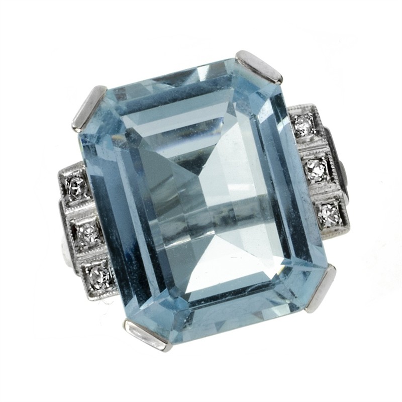 Zlatý prsten s akvamarínem a brilianty