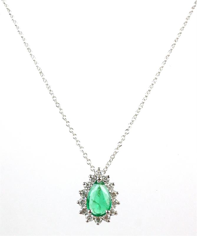Zlatý náhrdelník se smaragdem a diamanty
