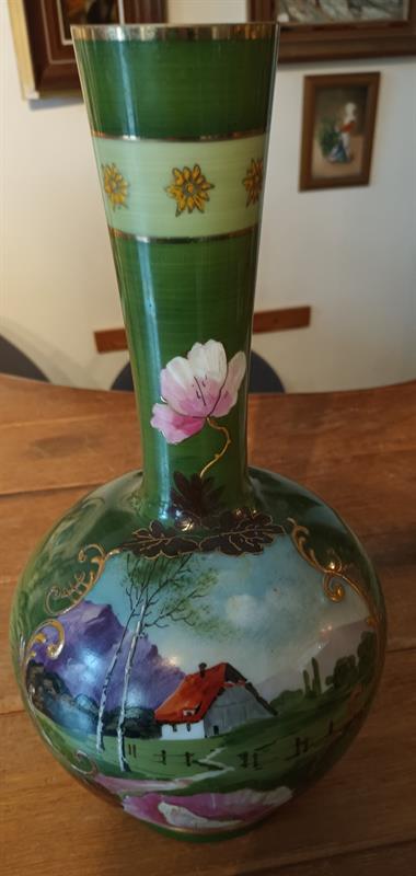 Secesní malovaná váza - sklo.