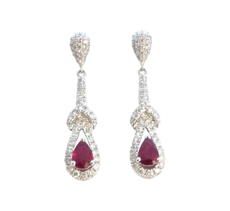 Zlaté náušnice s rubíny a brilianty 1 ct