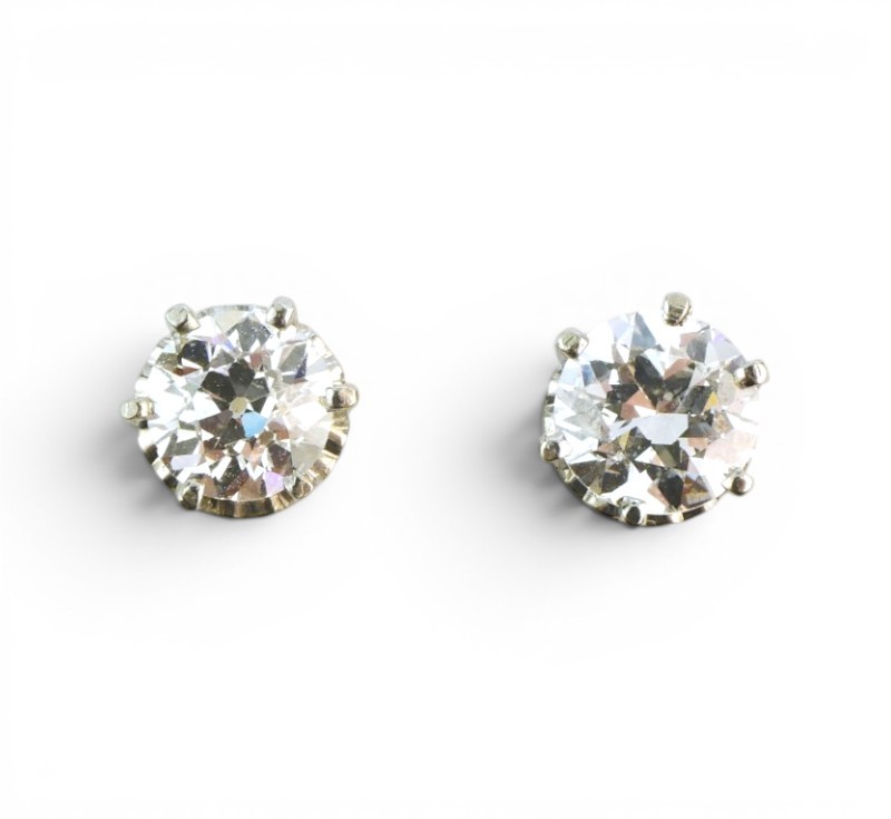 Zlaté náušnice s brilianty 1,10 ct