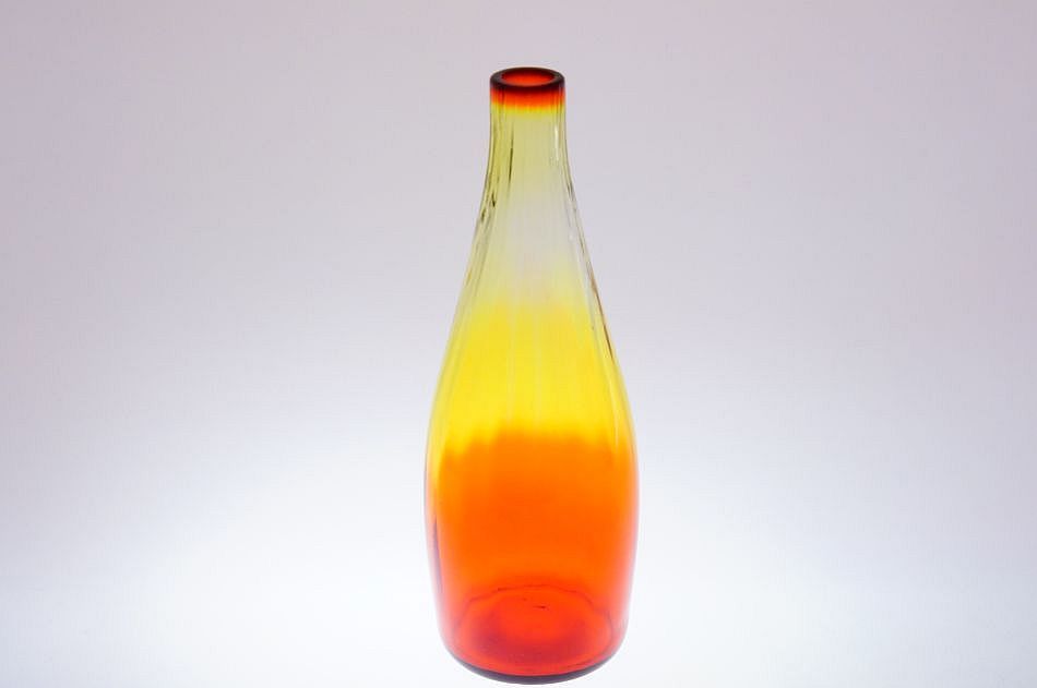 Váza na jeden květ, jantarové sklo - Jan GABRHEL, Chlum u Třeboně