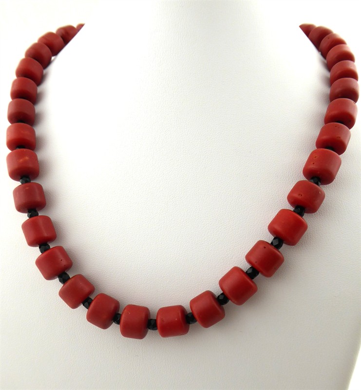 Náhrdelník z mořských korálů - Guido Montalbetti