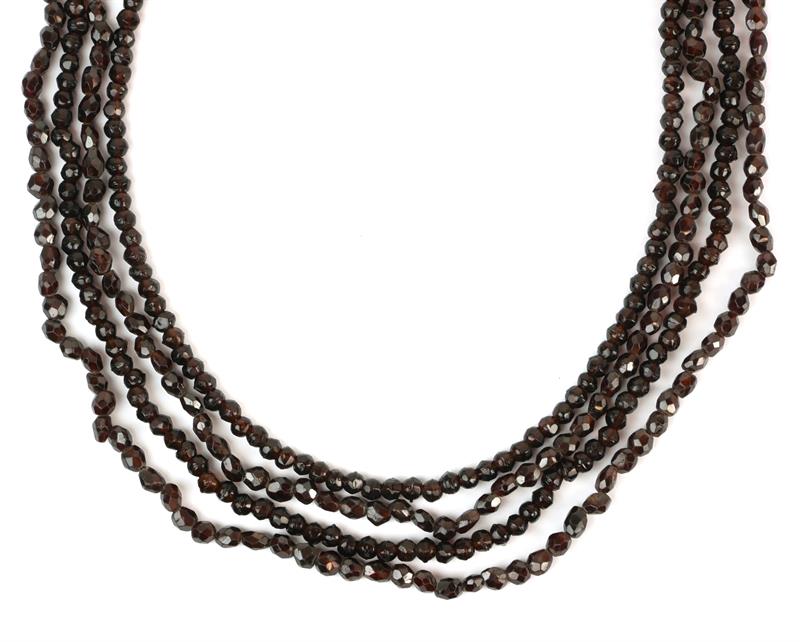 Čtyřřadý náhrdelník s českým granátem