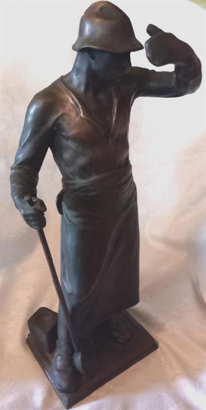 Slévač, bronz, Gerhard Adolf Janensch, rok 1916