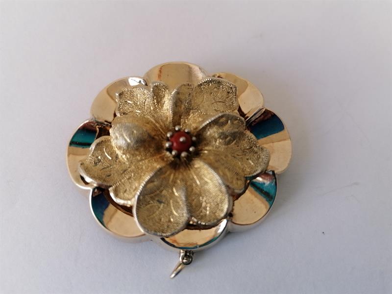 Ozdobný stříbrný závěs biedermeier