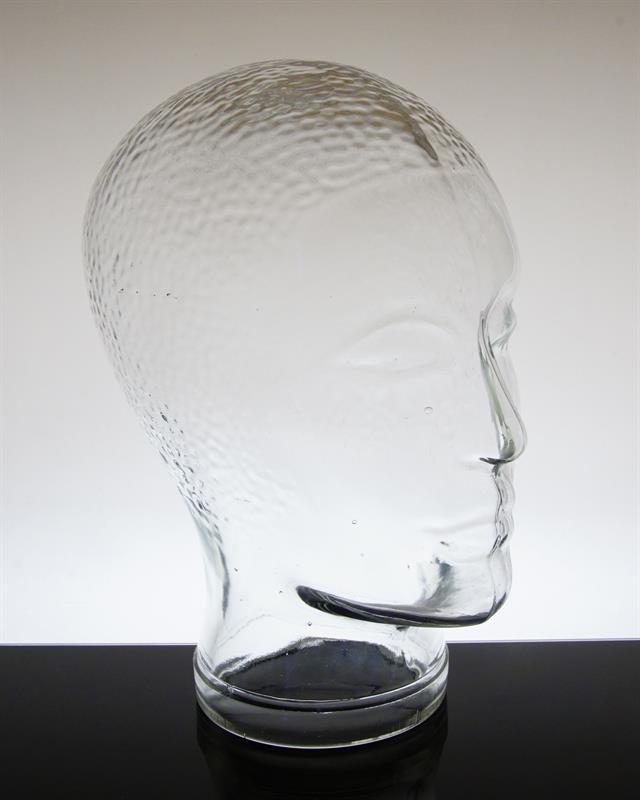 Skleněná hlava - nadčasová dekorace ze 70-80tých let