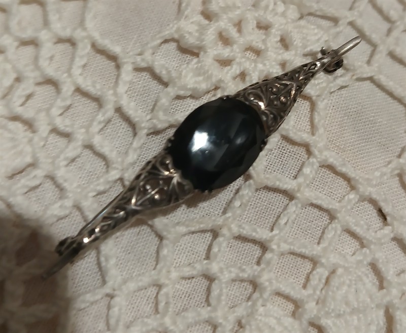 Brož stříbro onyx