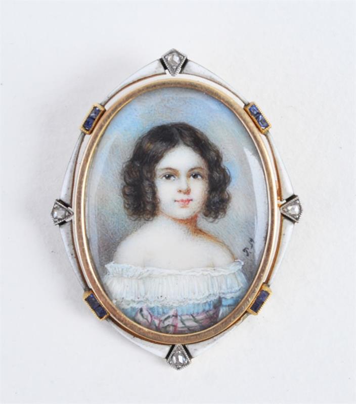Zlatá brož s miniaturou dívky