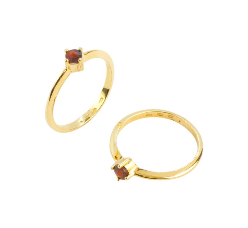 Dva zlaté prsteny s turmalínem