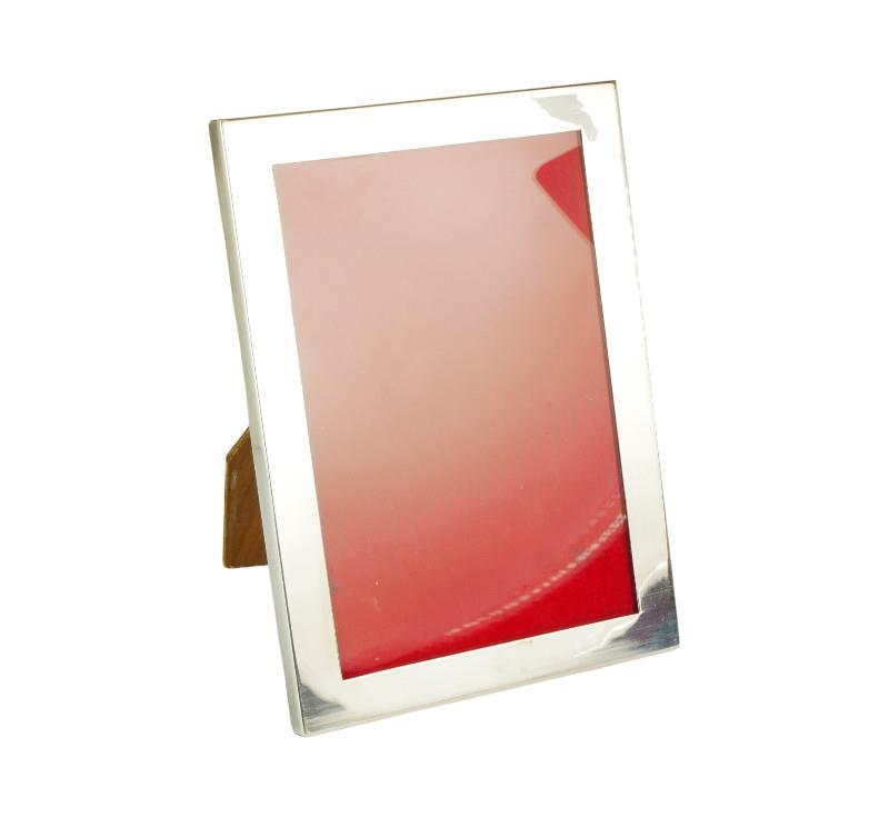 Stříbrný rámeček na fotografii