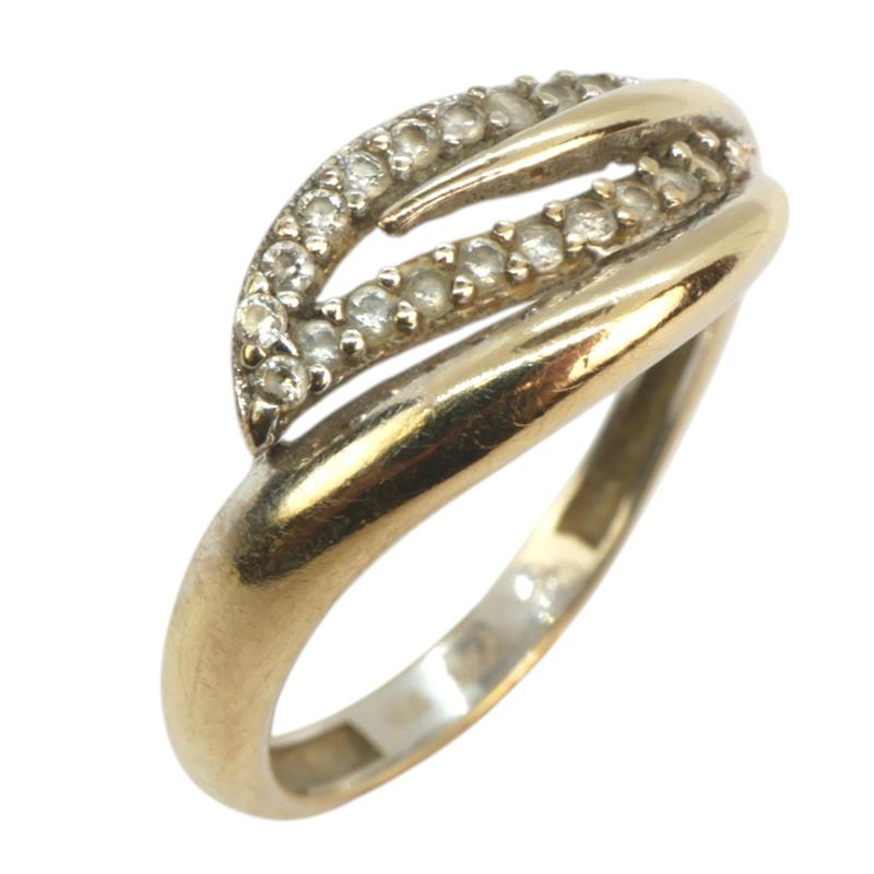 Zlatý prsten se zirkony