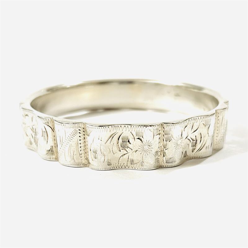 Stříbrný art-deco kruhový náramek