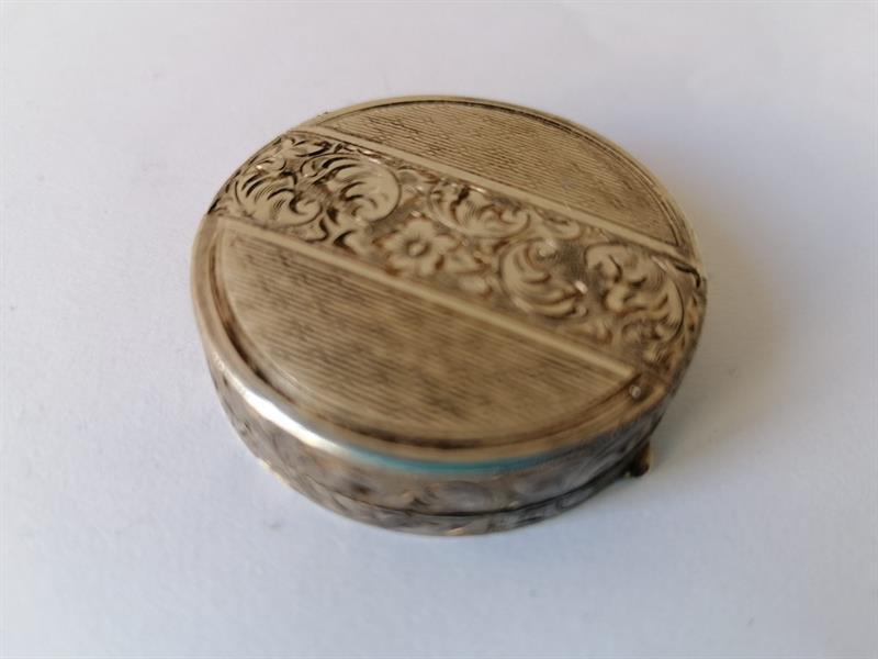 Stříbrná lékovka