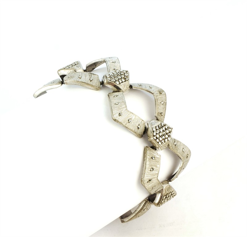 Stříbrný náramek s markazity Theodor Fahrner