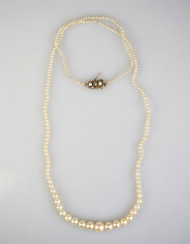 Perlový náhrdelník