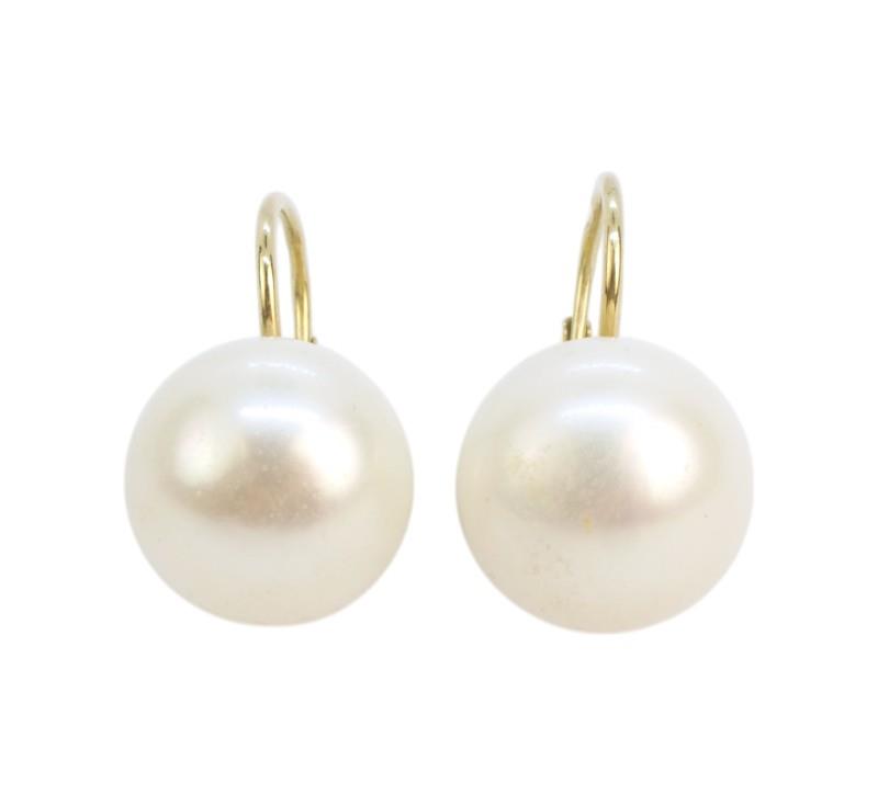 Zlaté náušnice s perlami