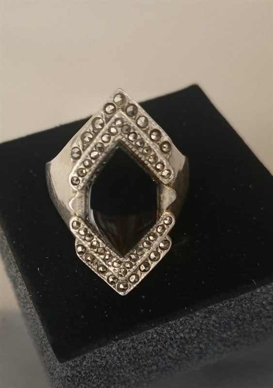 Prsten art deco stříbro , onyx a markazity