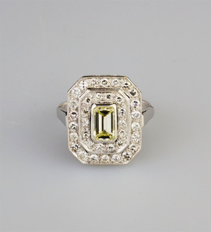 Zlatý prsten s diamanty