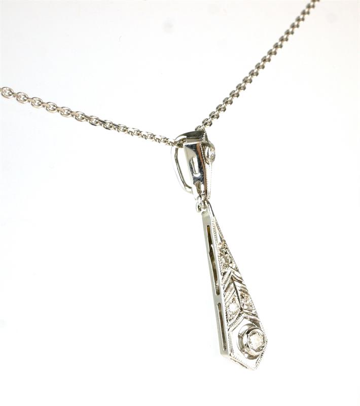 Zlatý náhrdelník s brilianty