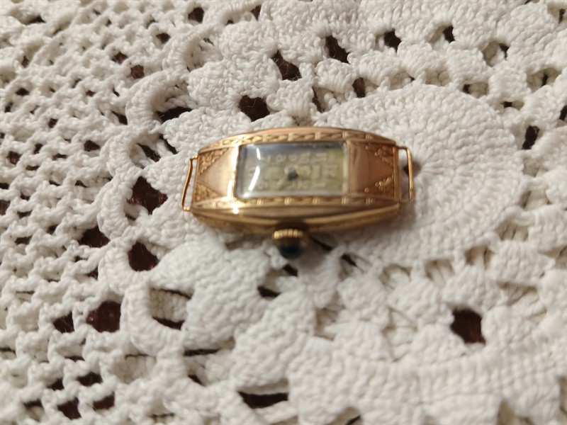 Art deco dámské hodinky Rellum zlato 585/1000