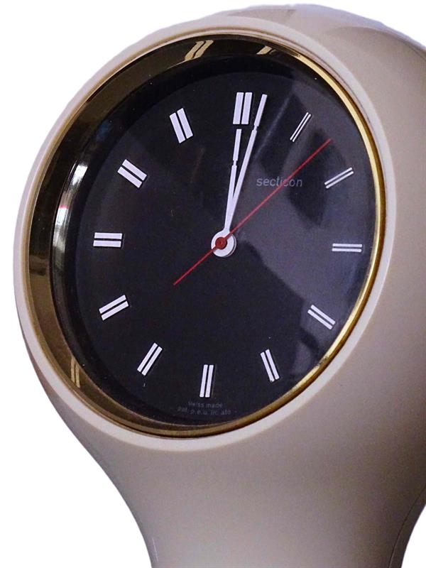 Hodiny stolní, konec 50. let