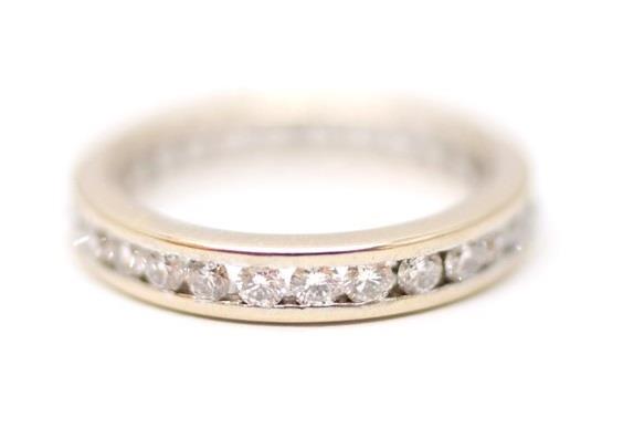 Zlatý prsten s diamanty