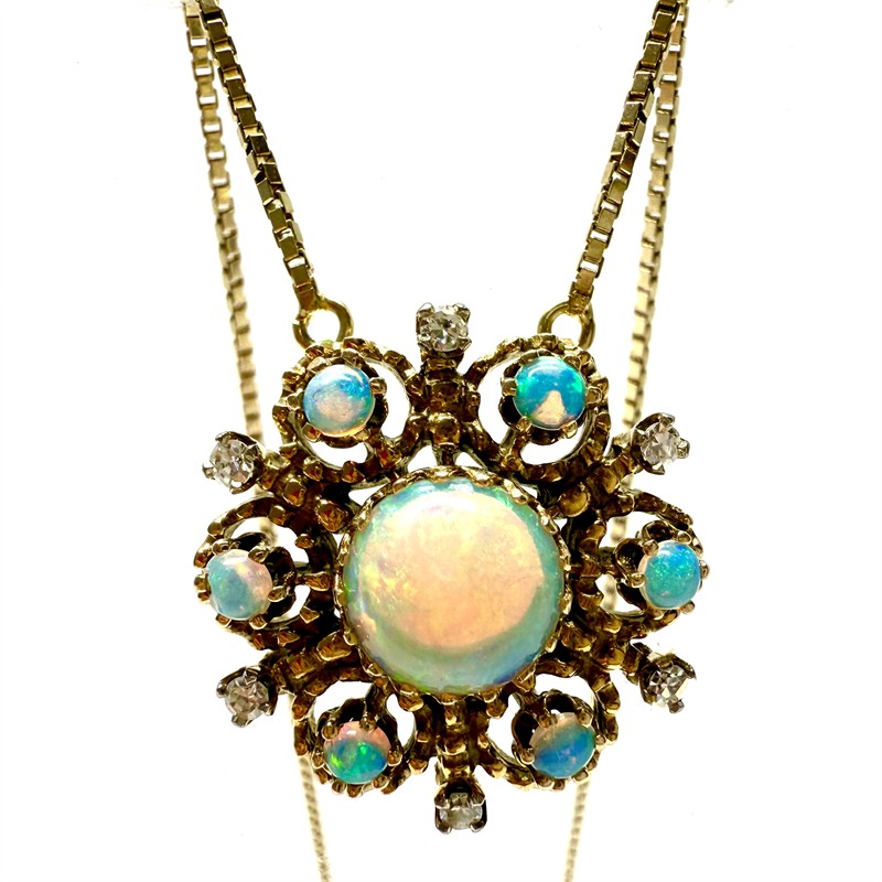 Zlatý náhrdelník s australskými opály a brilianty