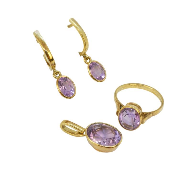 Souprava zlatých šperků s ametysty