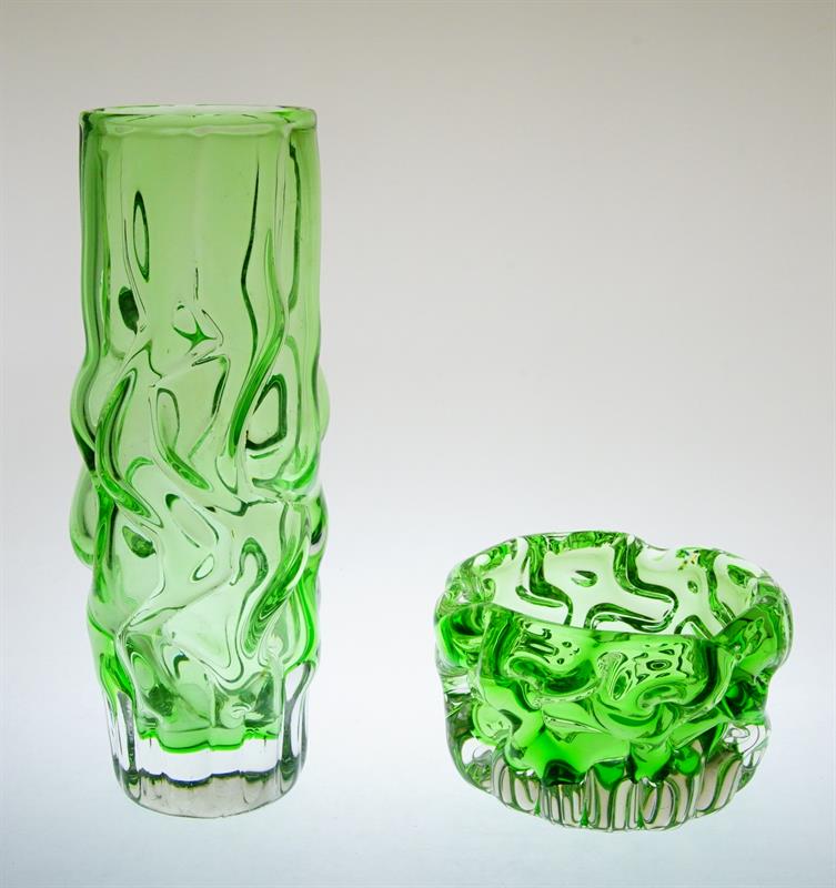 Váza a popelník hutní sklo - Pavel HLAVA r. 1968 Crystalex