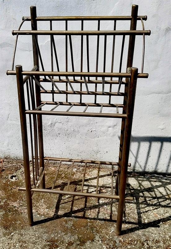 Stojan na časopisy a noviny - mosaz