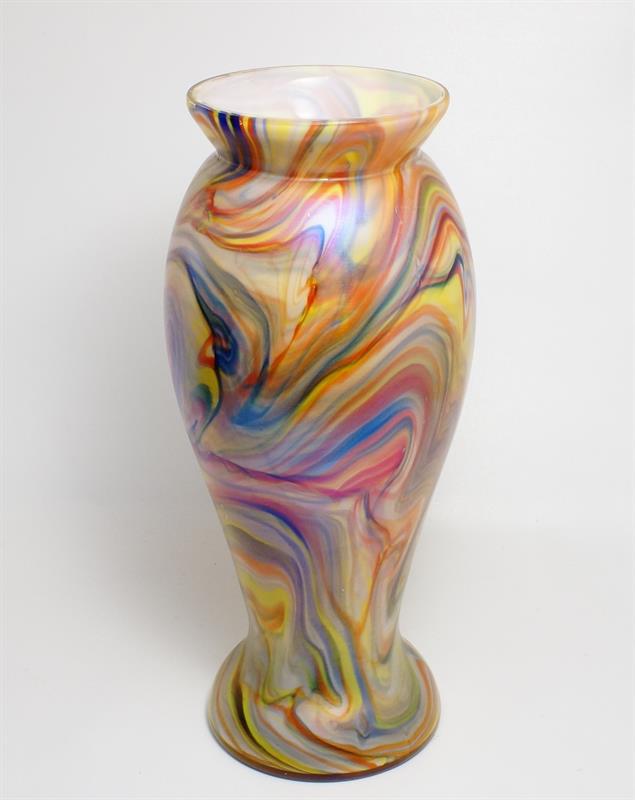 Secesní pestrobarevné irisované sklo LÖTZ, či Lenora KRALIK