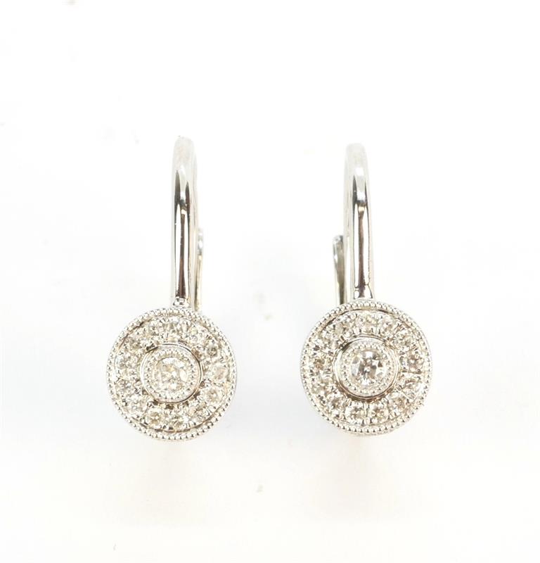 Zlaté náušnice s brilianty