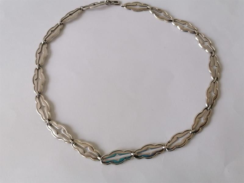 Masivní stříbrný náhrdelník