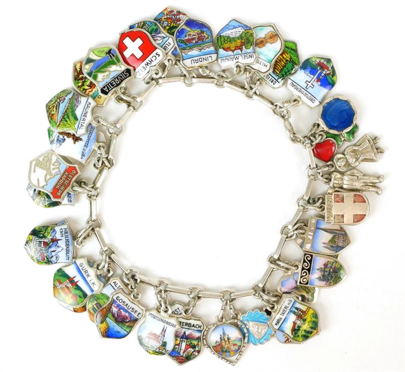 Stříbrný náramek s ověsky - tzv. žebrák