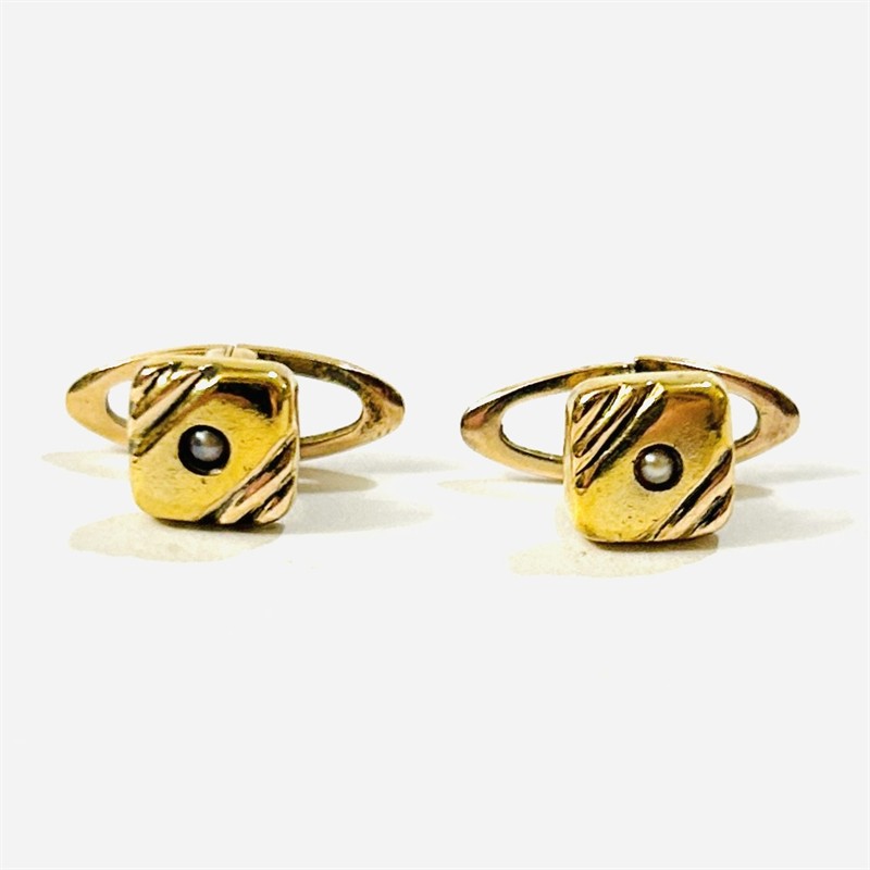 Zlaté starožitné knoflíčky do náprsenky s perlami