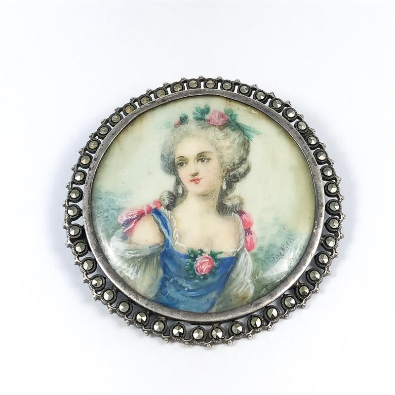 Starožitná stříbrná brož