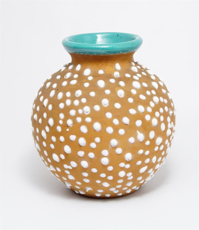 Keramická váza s dekorem puntíků Julie HOROVÁ KOVÁČIKOVÁ