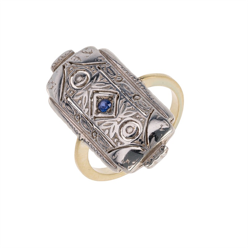 Zlatý prsten s přírodními diamanty a safírem