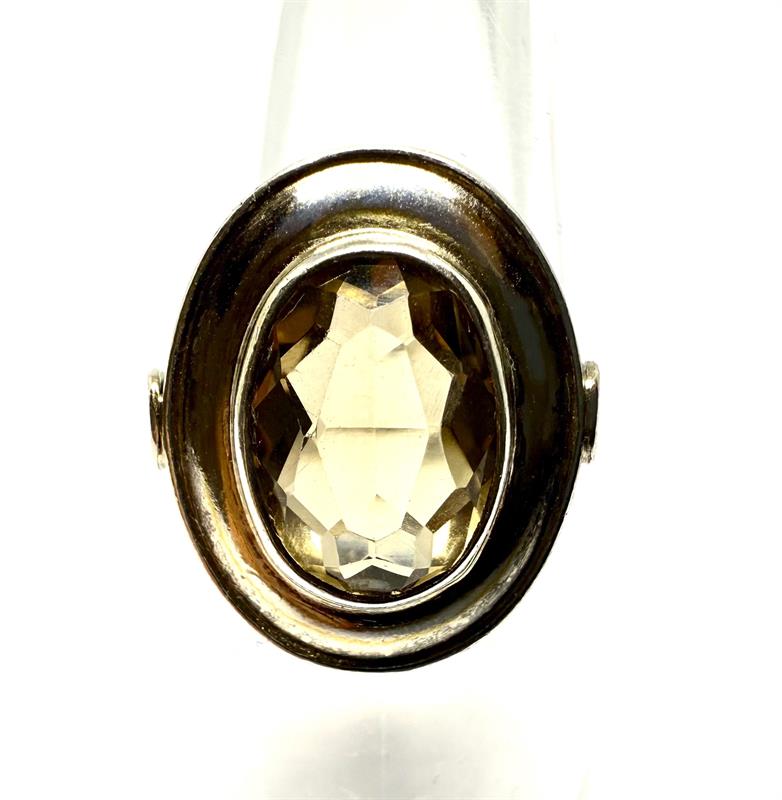 Stříbrný prsten s citrínem