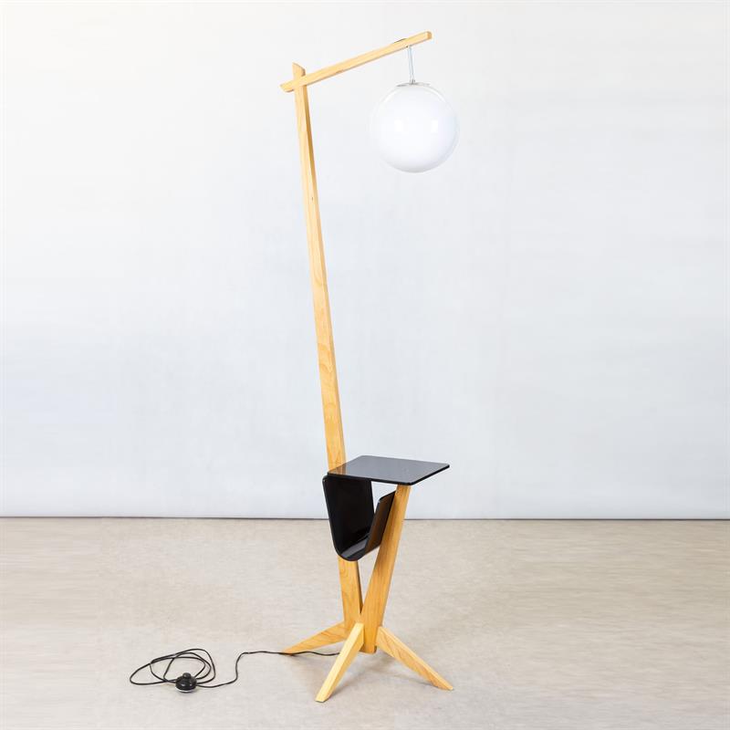 STOJACÍ LAMPA-KRÁSNÁ JIZBA