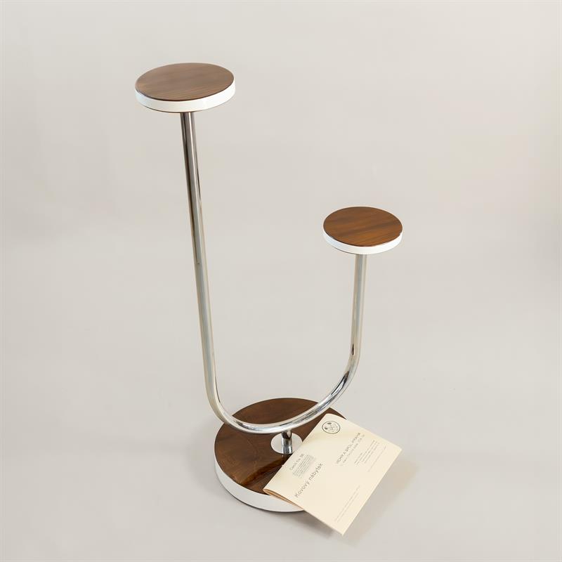 KVĚTINOVÝ ETAŽER-VICHR A SPOL