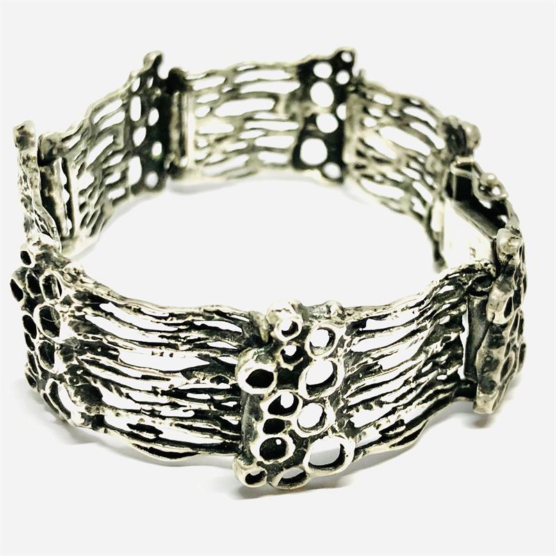 Stříbrný náramek